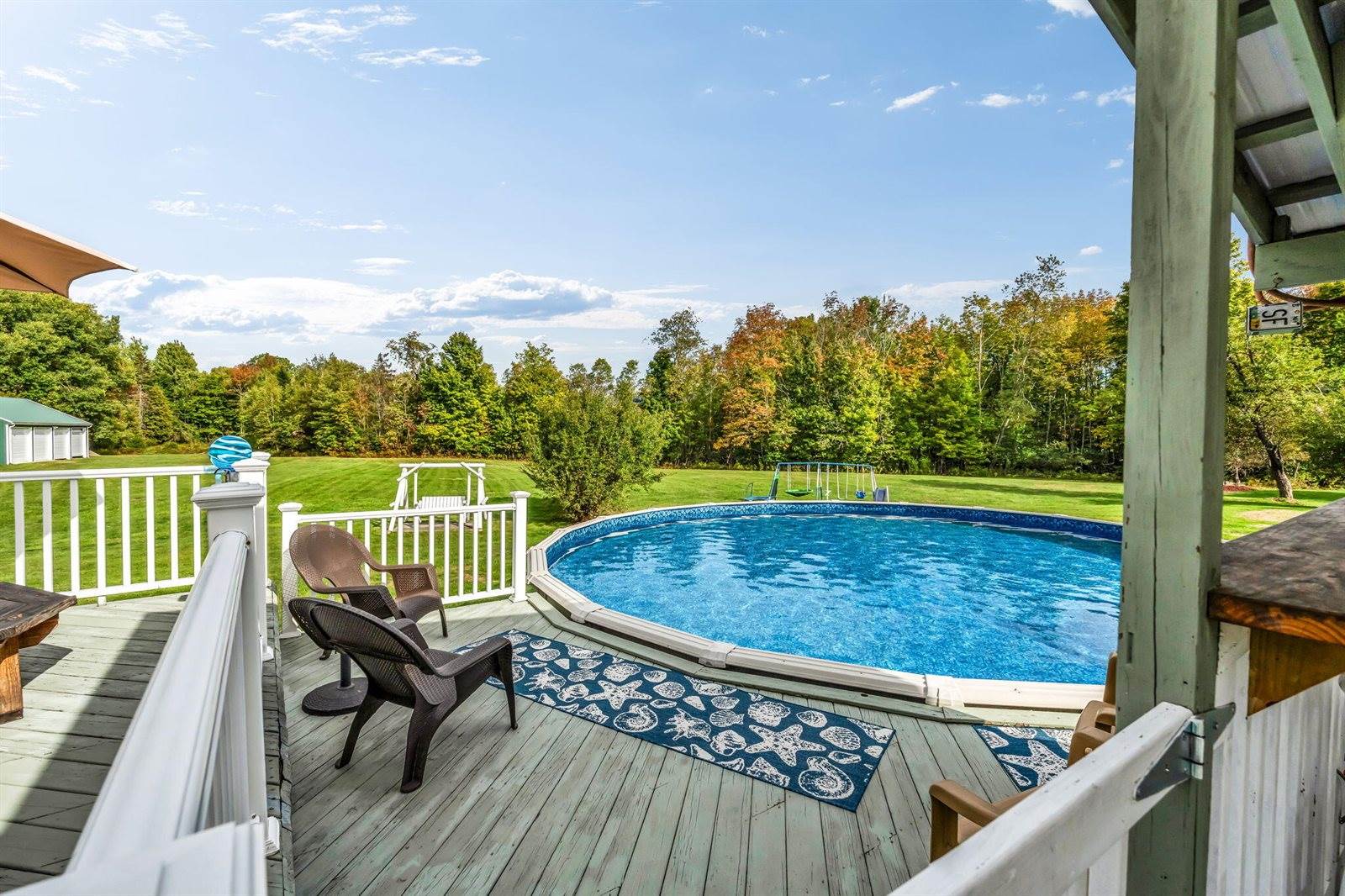 47 Higgins Road, Palmyra, ME 04965