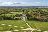 47 Higgins Road, Palmyra, ME 04965