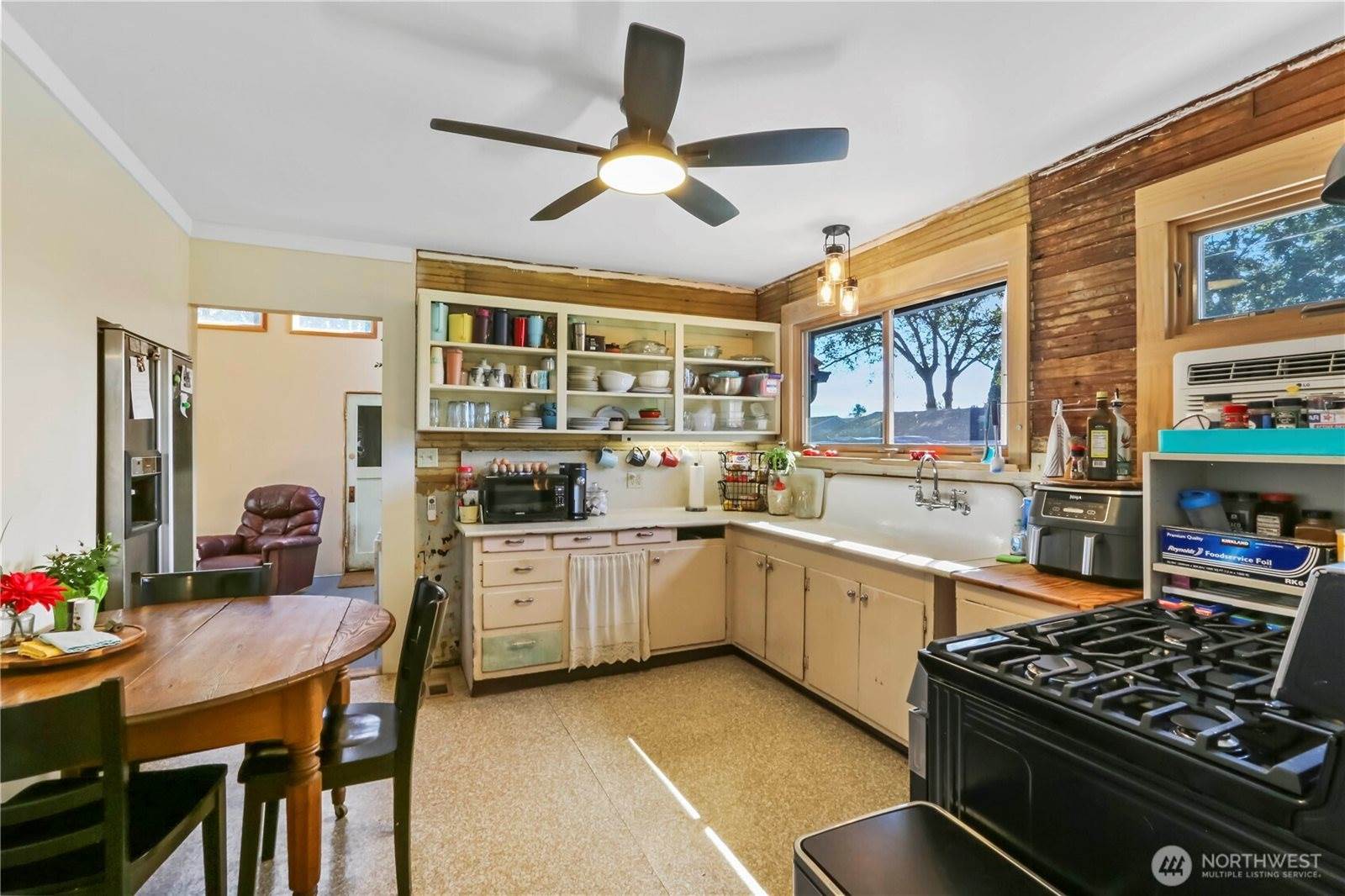 11339 North Skagit Street, Burlington, WA 98233