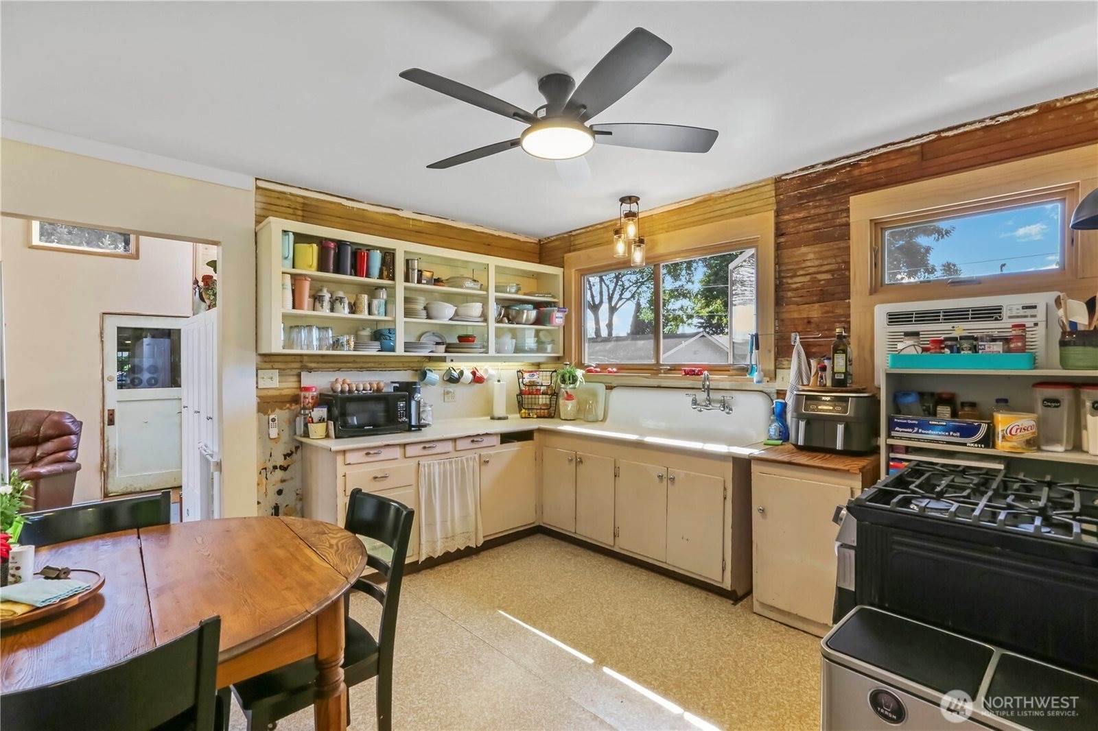 11339 North Skagit Street, Burlington, WA 98233