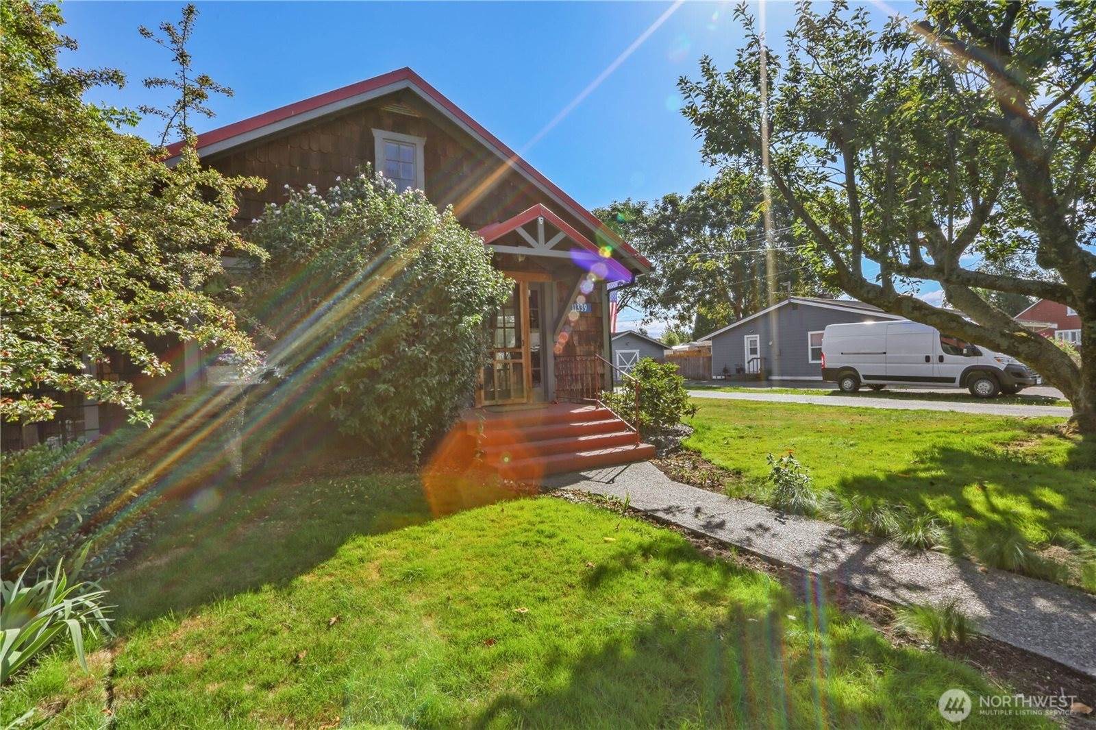 11339 North Skagit Street, Burlington, WA 98233