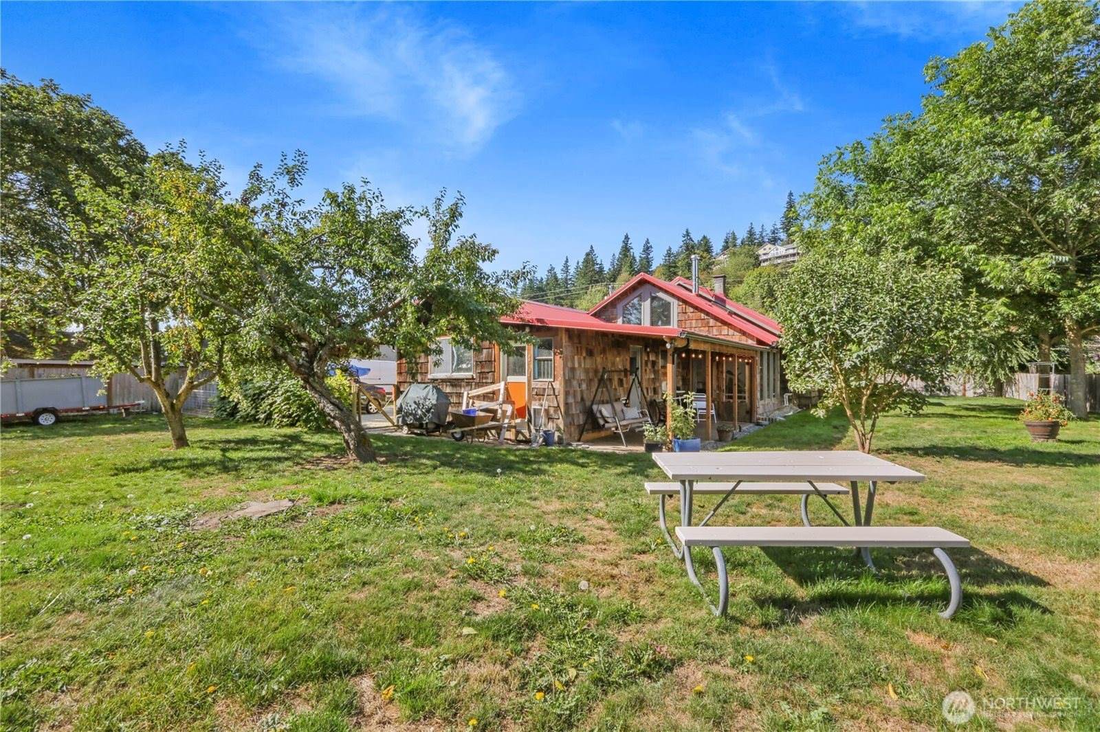 11339 North Skagit Street, Burlington, WA 98233