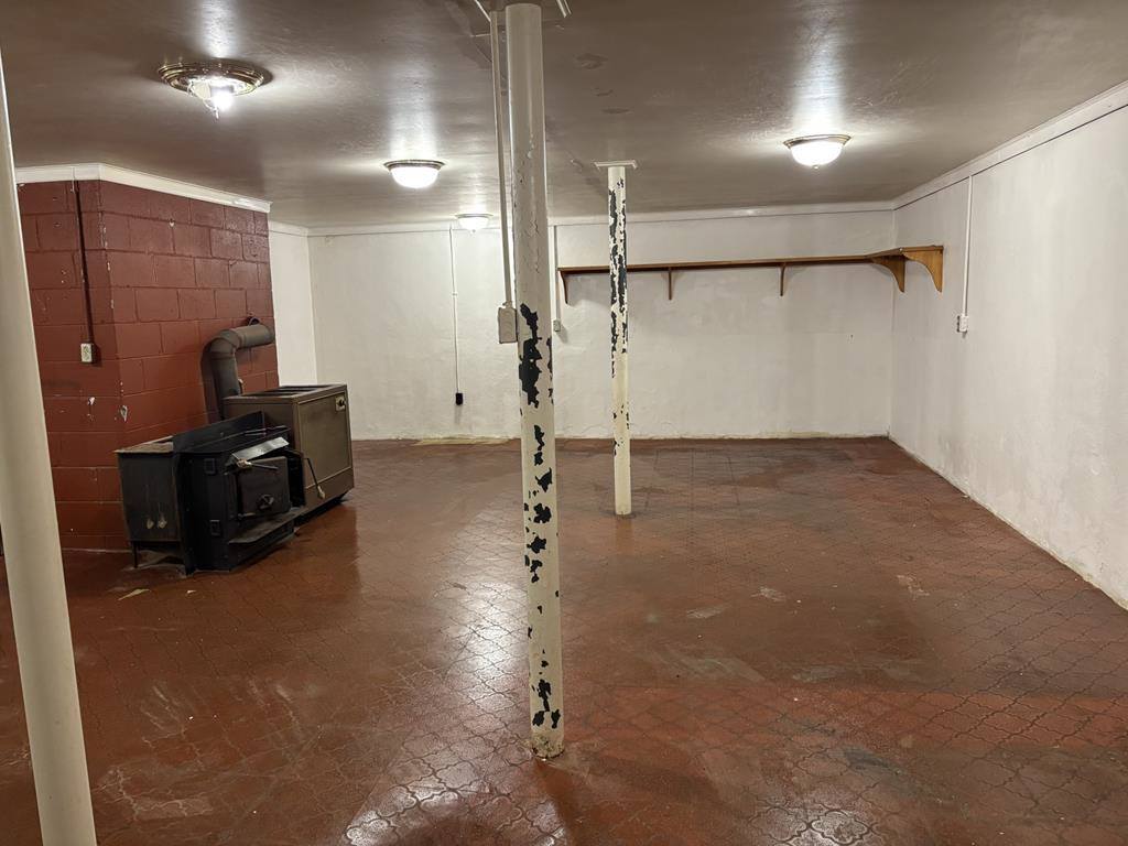 114 Raspberry Rd, Woodlawn, VA 24381