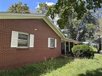114 Raspberry Rd, Woodlawn, VA 24381