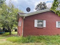 114 Raspberry Rd, Woodlawn, VA 24381