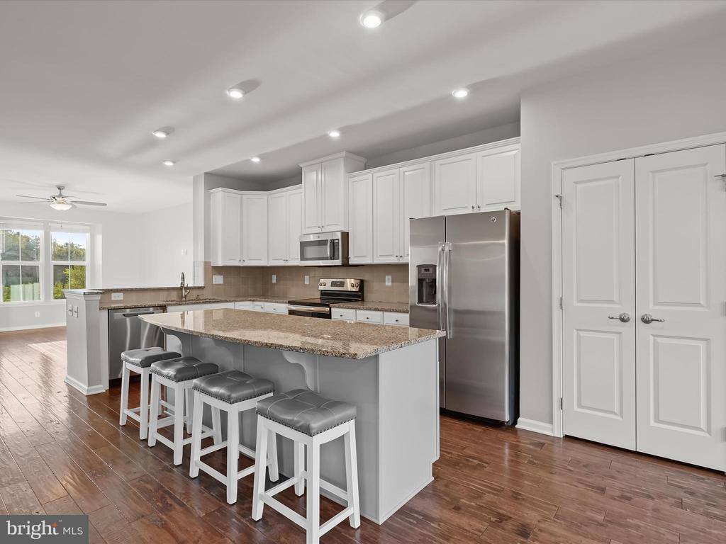 10661 Hinton Way, Manassas, VA 20112