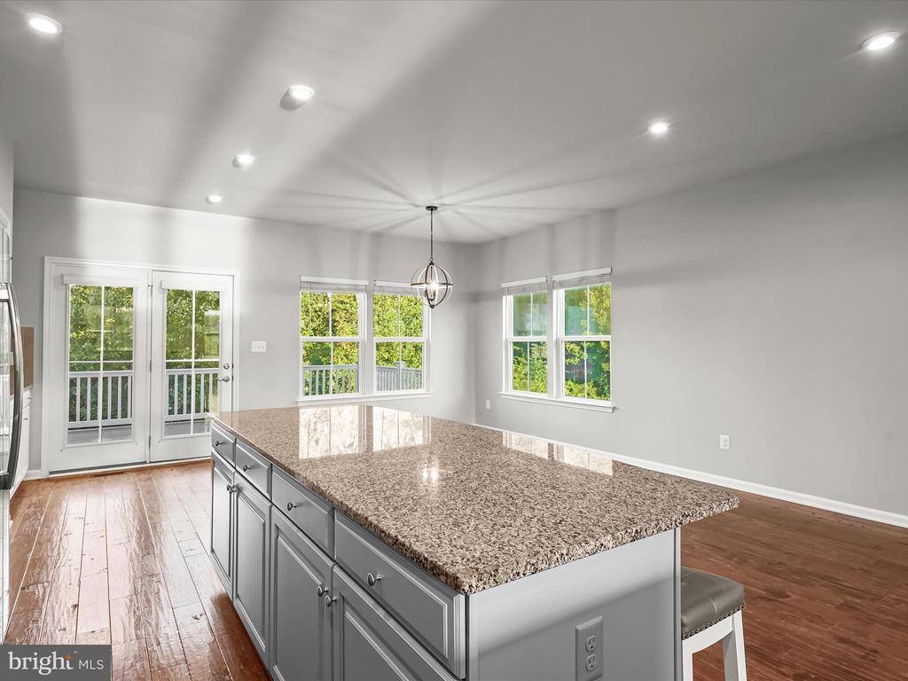 10661 Hinton Way, Manassas, VA 20112