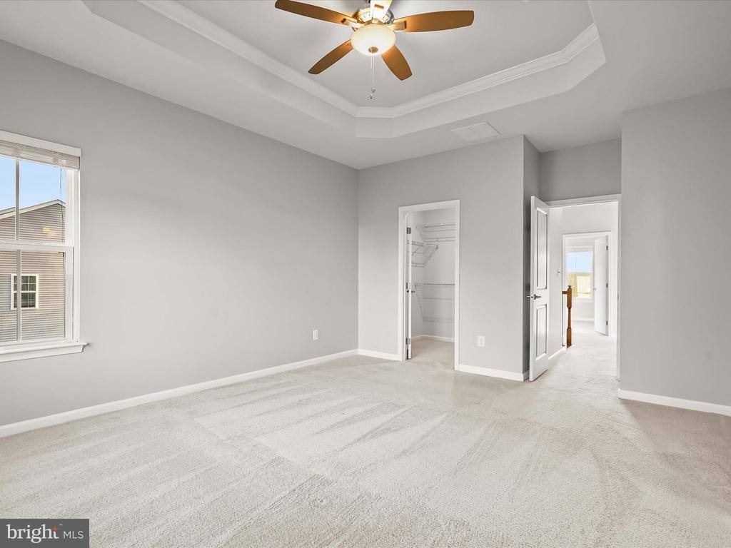 10661 Hinton Way, Manassas, VA 20112