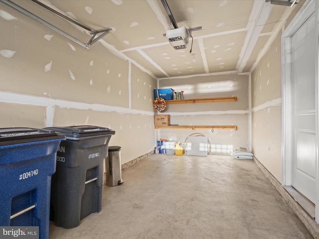 10661 Hinton Way, Manassas, VA 20112