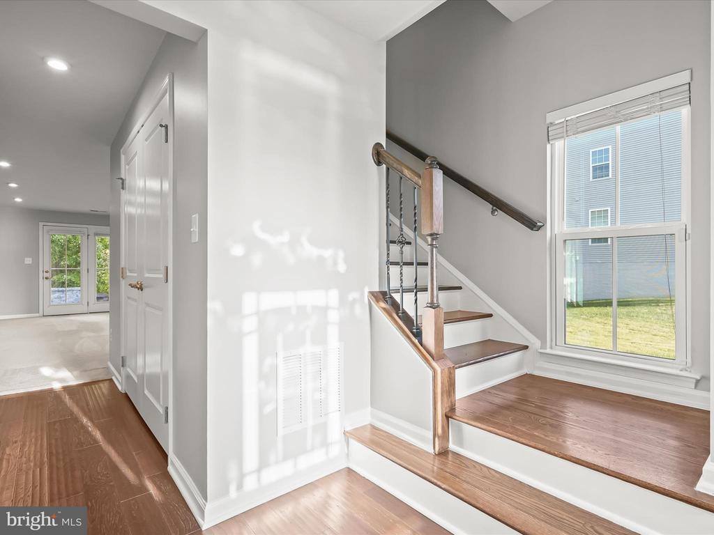 10661 Hinton Way, Manassas, VA 20112