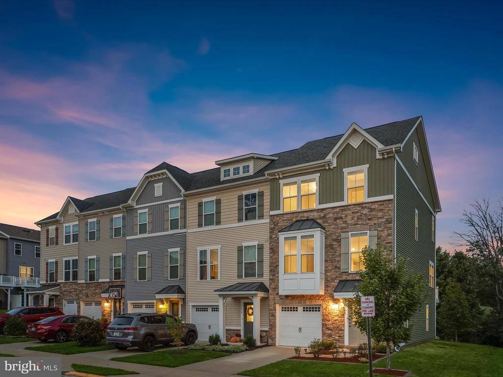 10661 Hinton Way, Manassas, VA 20112