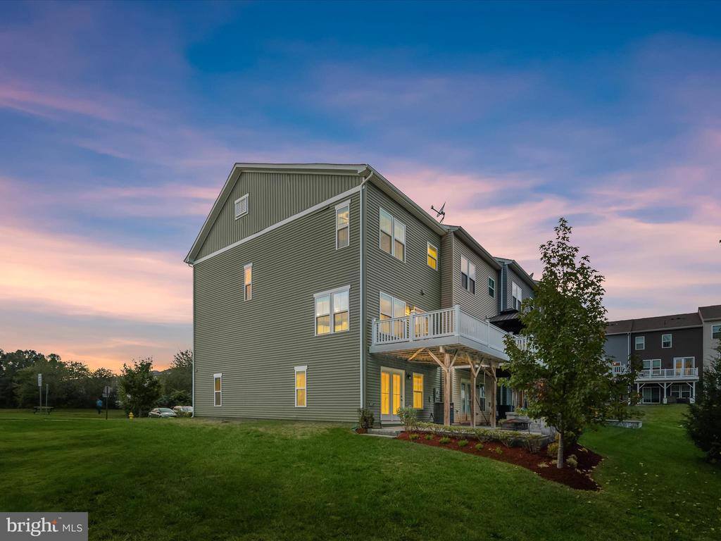 10661 Hinton Way, Manassas, VA 20112