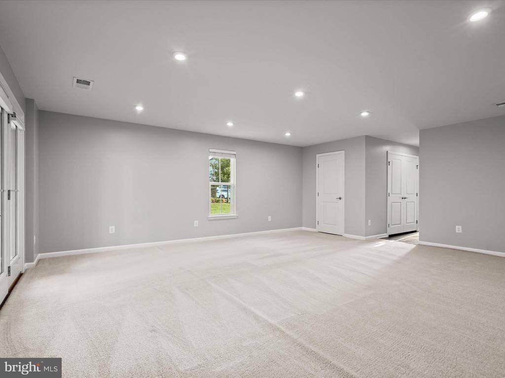 10661 Hinton Way, Manassas, VA 20112