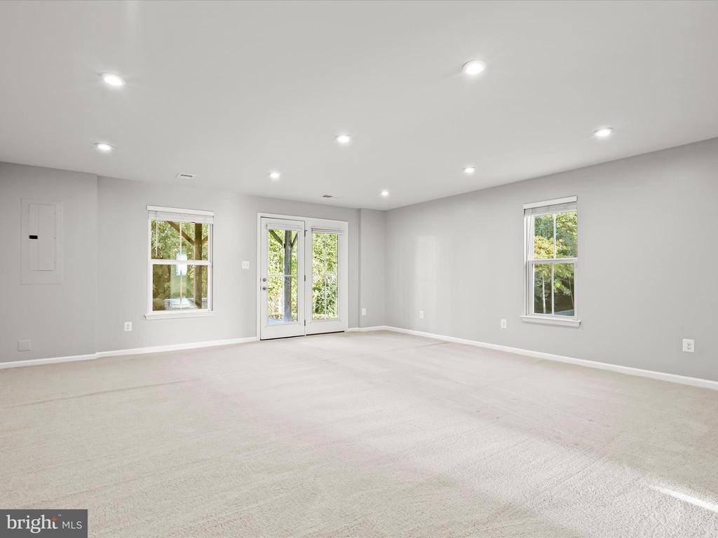 10661 Hinton Way, Manassas, VA 20112