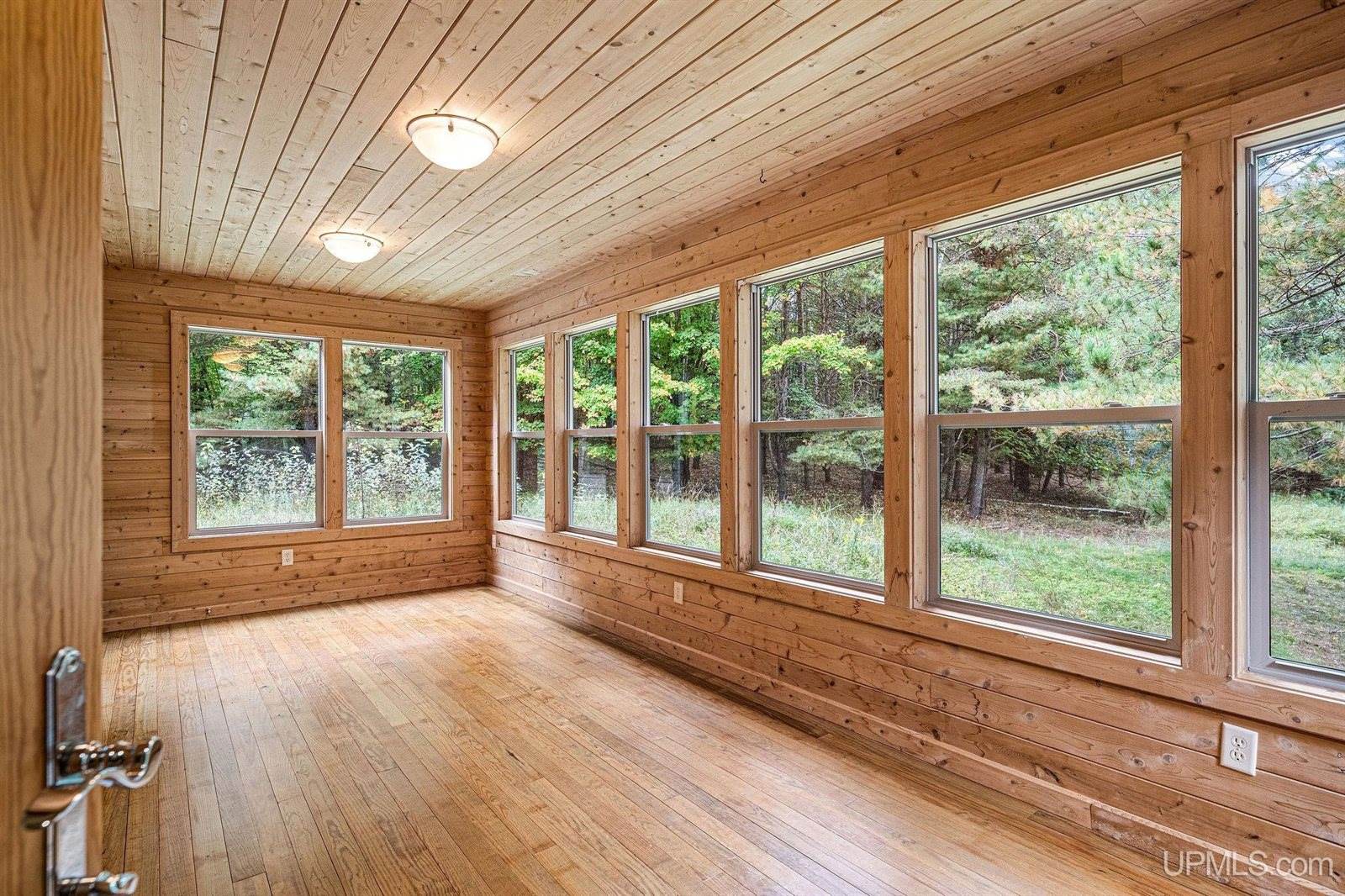 125 Chapel Ridge Road, Marquette, MI 49855