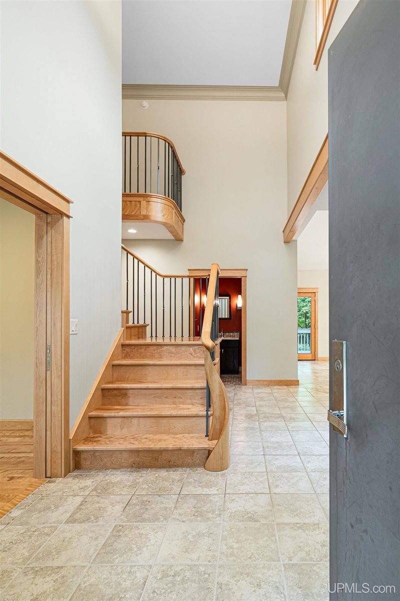 125 Chapel Ridge Road, Marquette, MI 49855