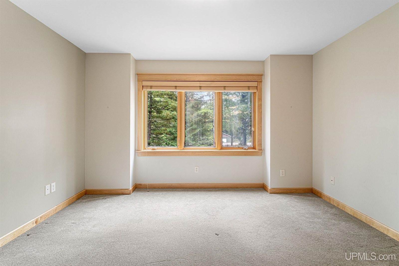 125 Chapel Ridge Road, Marquette, MI 49855