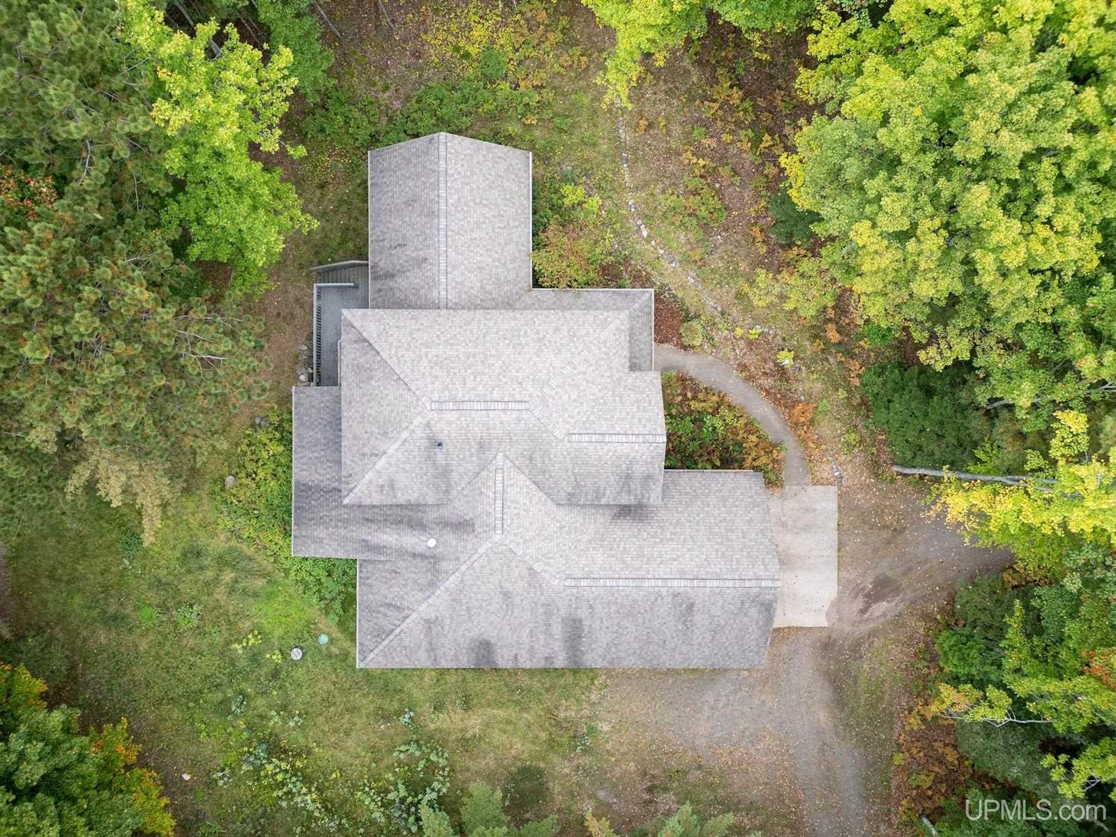 125 Chapel Ridge Road, Marquette, MI 49855