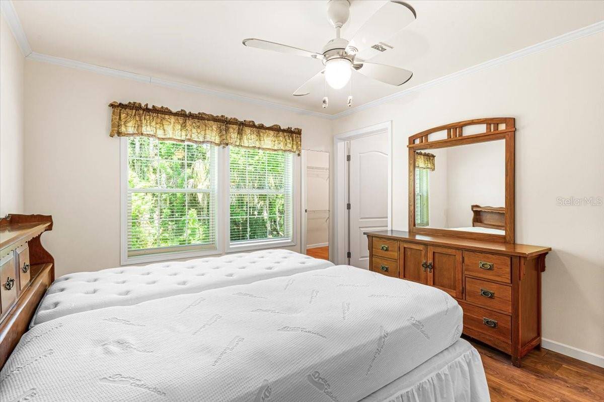 158 Edgewood Drive, Osprey, FL 34229