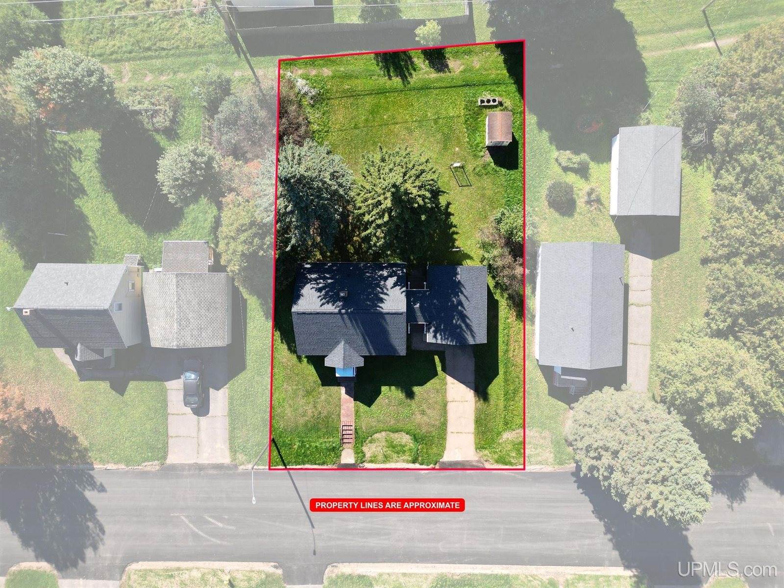 653 Cedar Street, Ishpeming, MI 49849