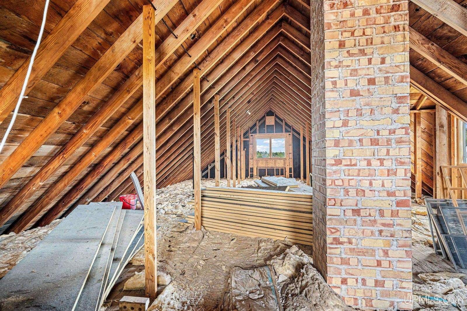 1411 N Second Street, Ishpeming, MI 49849