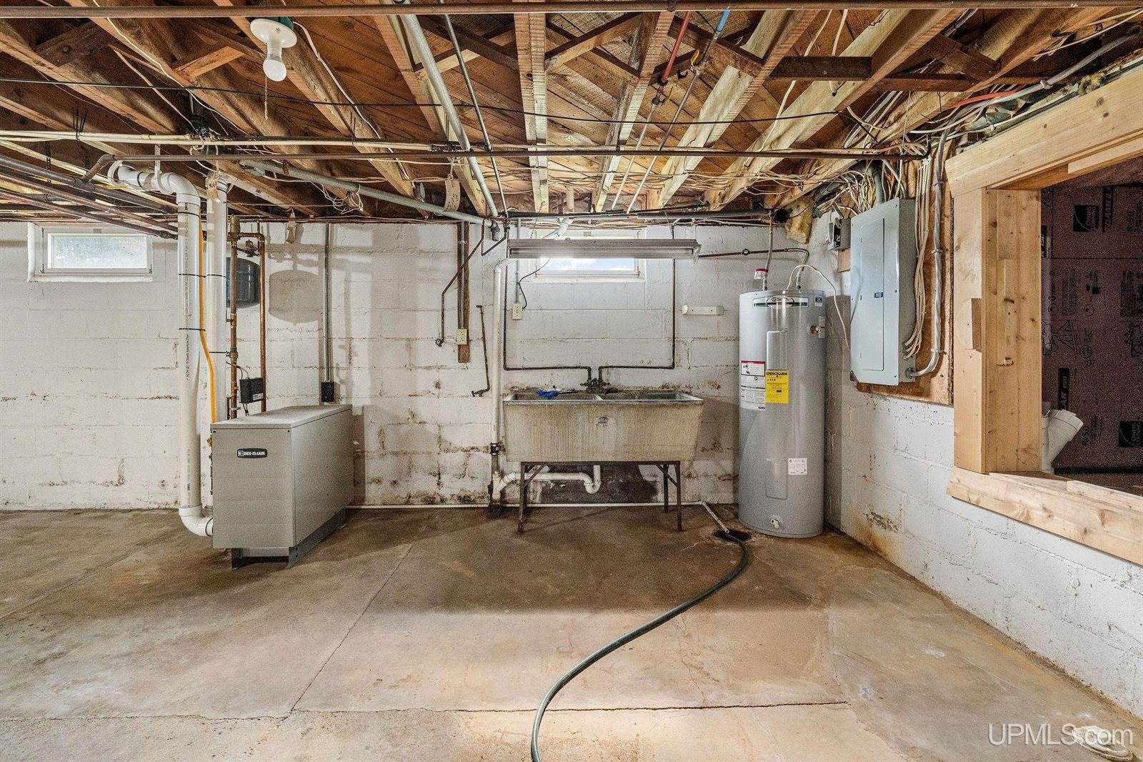 1411 N Second Street, Ishpeming, MI 49849