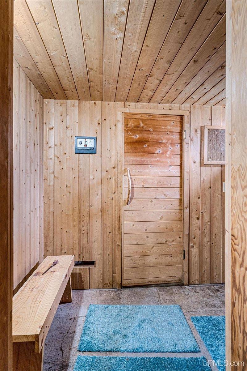 1411 N Second Street, Ishpeming, MI 49849