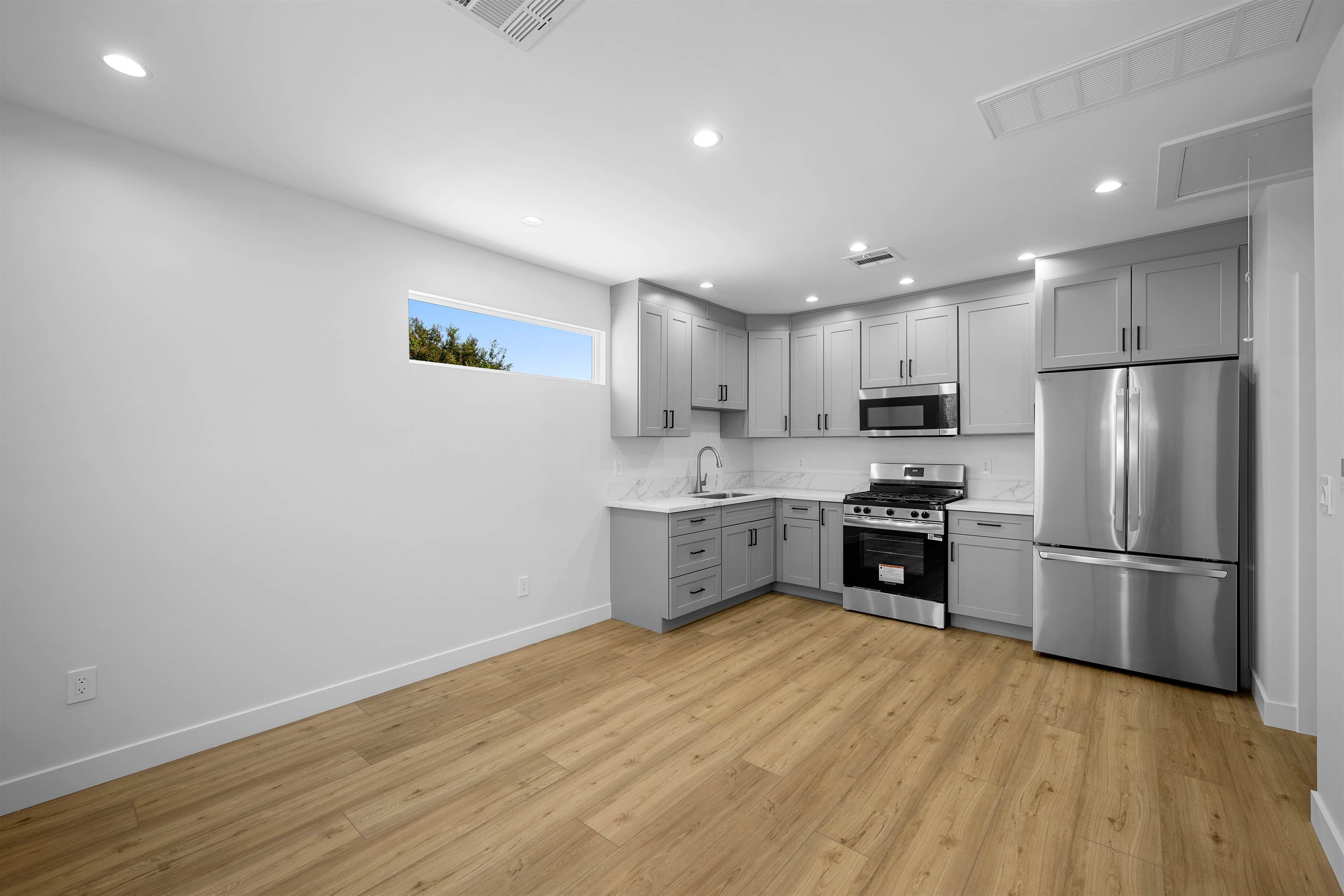 841 Irving Dr #101, Burbank, CA 91504