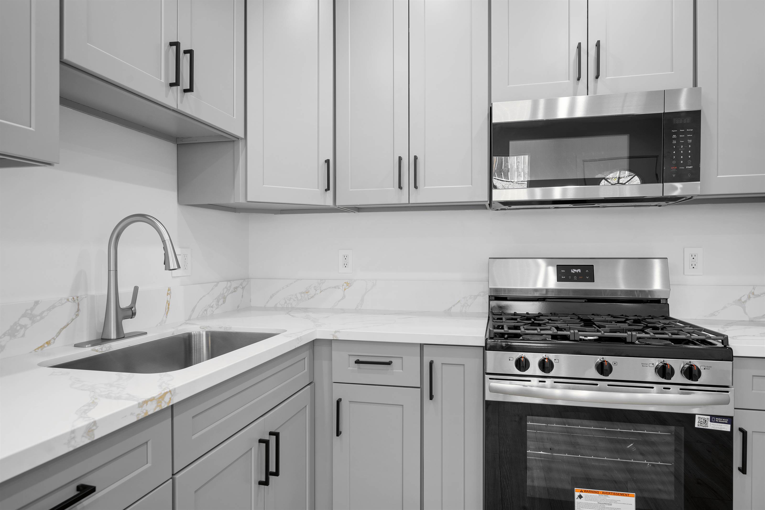 841 Irving Dr #101, Burbank, CA 91504