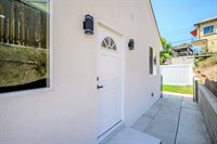 841 Irving Dr #101, Burbank, CA 91504
