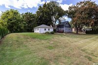 1824 25TH Avenue, Moline, IL 61265