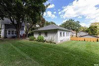 1824 25TH Avenue, Moline, IL 61265