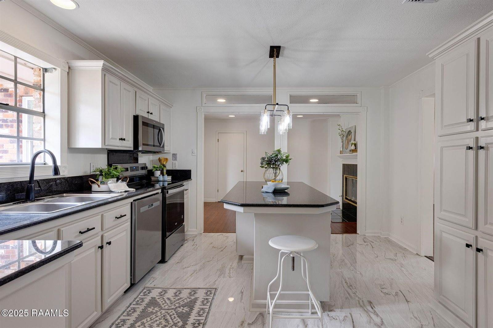 6720 North University Avenue, Carencro, LA 70520