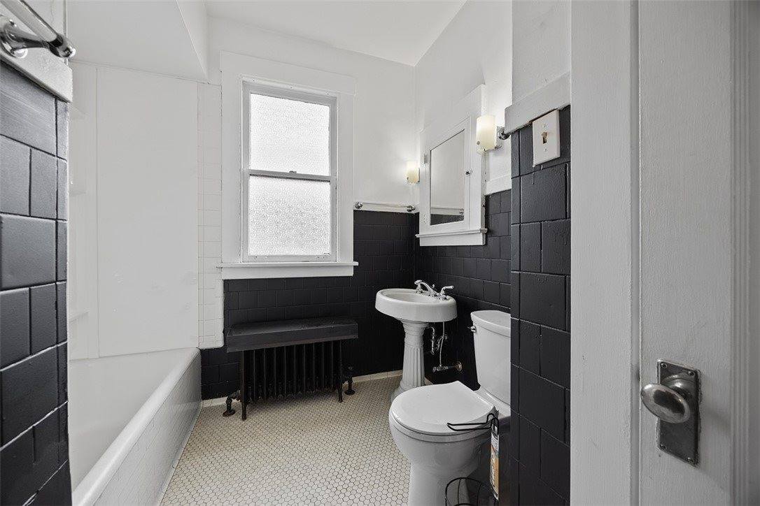 3628 Perrysville Ave, Observatory Hill, PA 15214