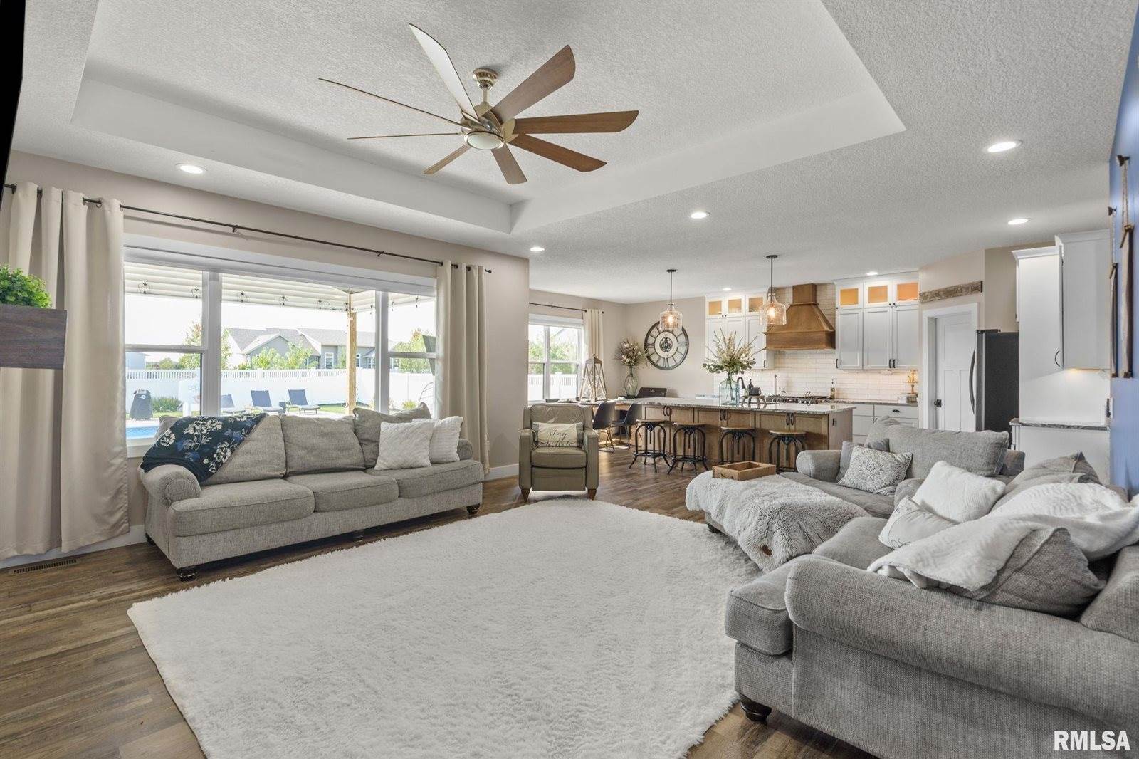 5606 Emily Road, Bettendorf, IA 52722