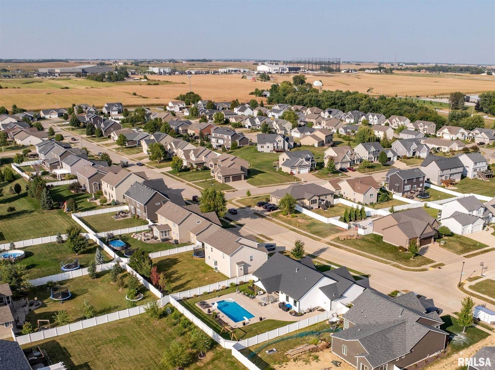 5606 Emily Road, Bettendorf, IA 52722