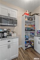 5606 Emily Road, Bettendorf, IA 52722