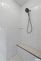 5606 Emily Road, Bettendorf, IA 52722