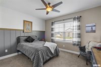 5606 Emily Road, Bettendorf, IA 52722