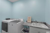 5606 Emily Road, Bettendorf, IA 52722