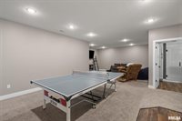 5606 Emily Road, Bettendorf, IA 52722