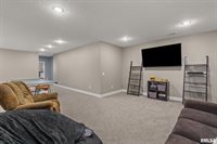 5606 Emily Road, Bettendorf, IA 52722