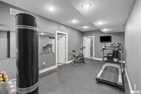 5606 Emily Road, Bettendorf, IA 52722