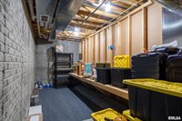 5606 Emily Road, Bettendorf, IA 52722