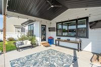 5606 Emily Road, Bettendorf, IA 52722