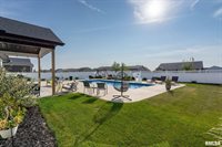 5606 Emily Road, Bettendorf, IA 52722