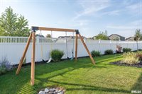 5606 Emily Road, Bettendorf, IA 52722