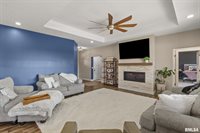 5606 Emily Road, Bettendorf, IA 52722