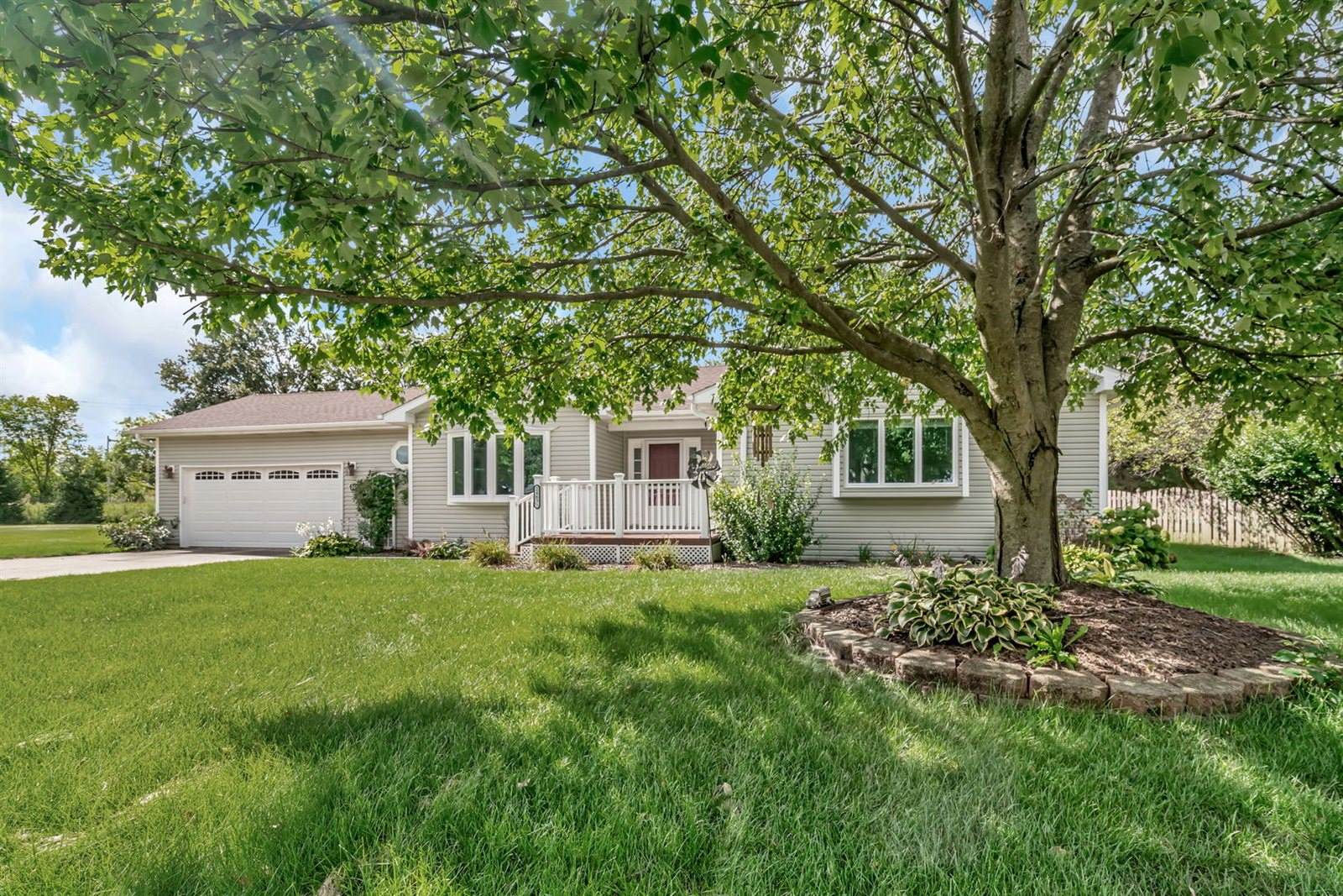 24635 South Alessio Court, Channahon, IL 60410