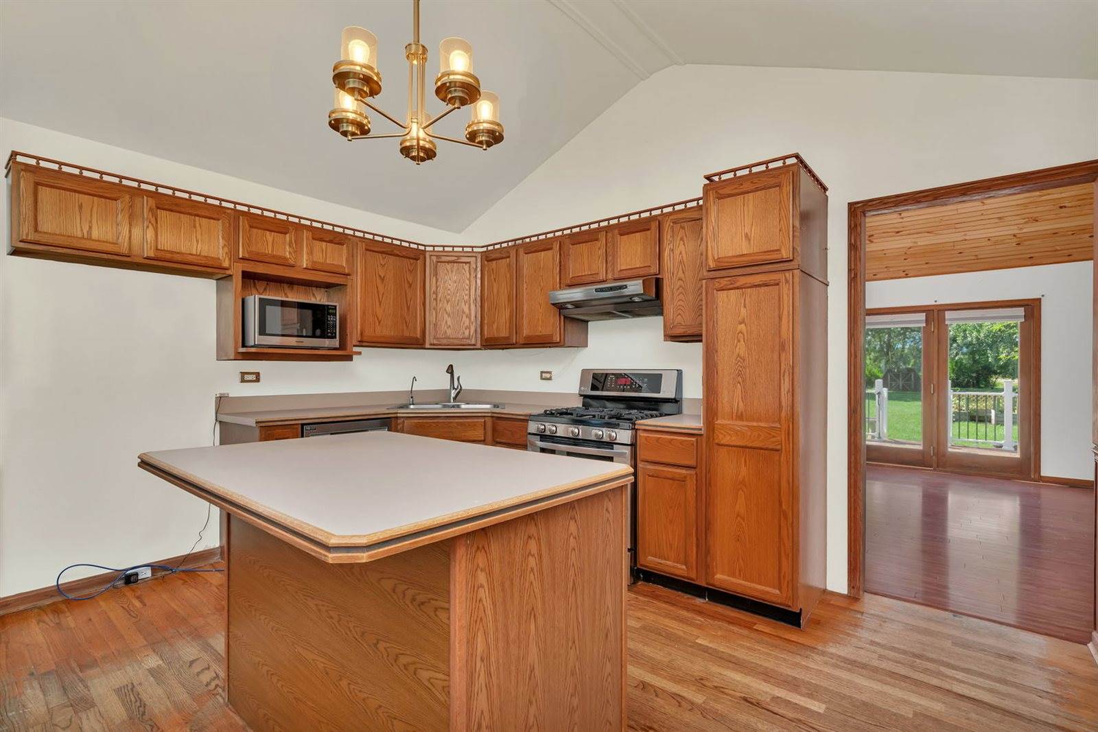 24635 South Alessio Court, Channahon, IL 60410